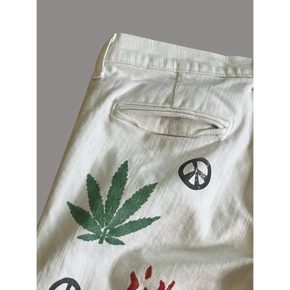 HAND PAINTED Bermuda Shorts Marijuana Peace Fire Graffiti Art Streetwear 26/S/M